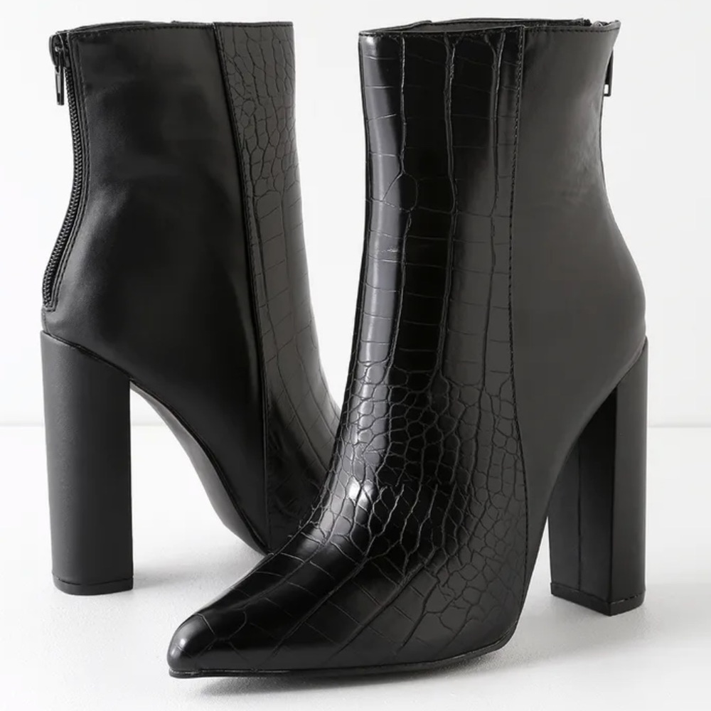 Lulus Karin Crocodile Booties